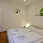 Διαμέρισμα With Parking Space Zambratija, Umag - 22658 *