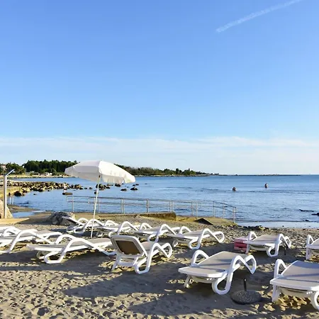 With Parking Space Zambratija, Umag - 22658 *